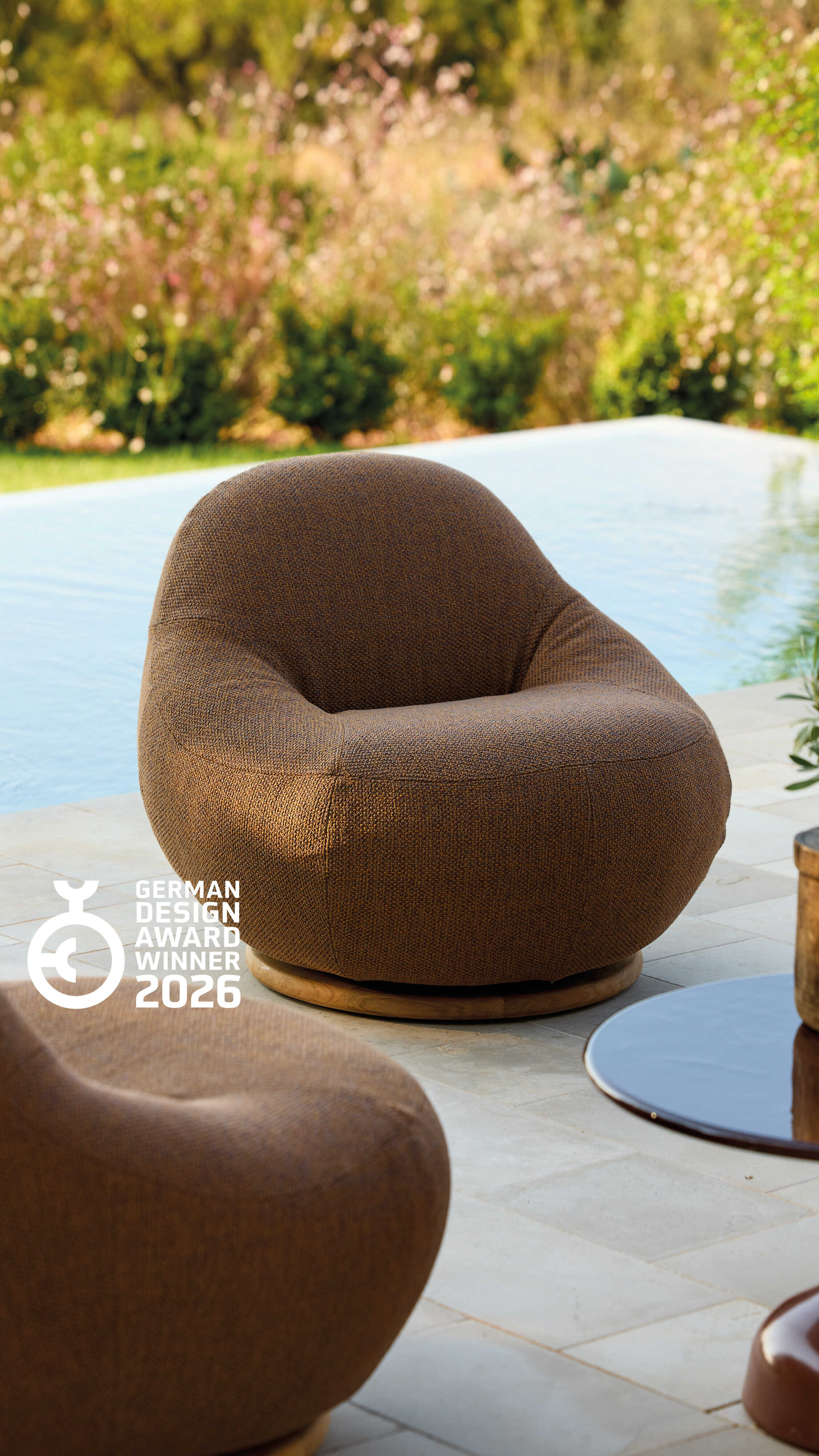 Gem Lounge Chair with Teak Swivel - Cane-line