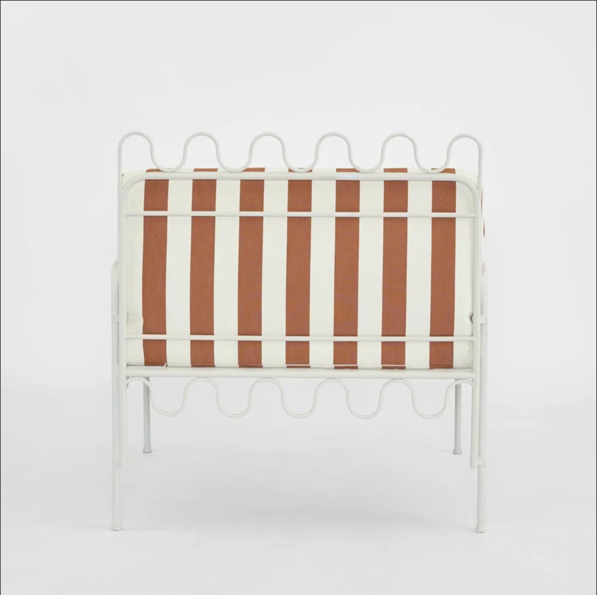 Wira Outdoor Lounge Chair