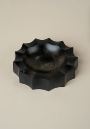 Saarde Flow Resin Sun Dish