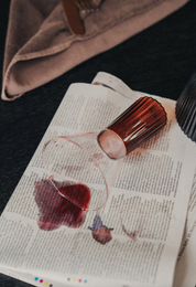 Saarde Kairos Wine Glass | Clear/Dark Amber