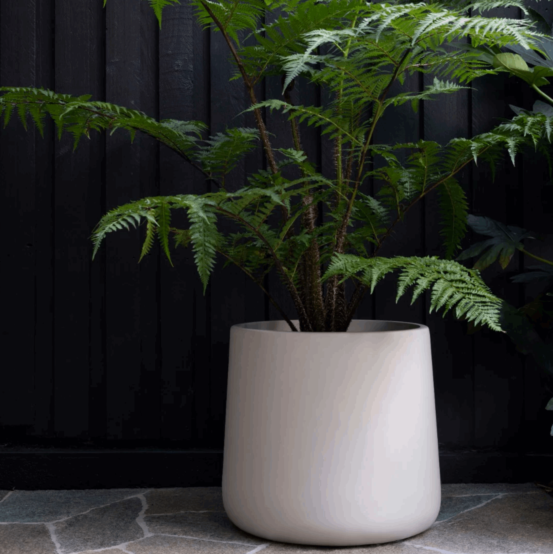 Hibernate Outdoors 87 Degrees U Jar — Stone - 300x600mm