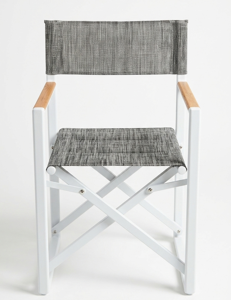 pomelli_photoshoot_image_9_16_0820_6.png